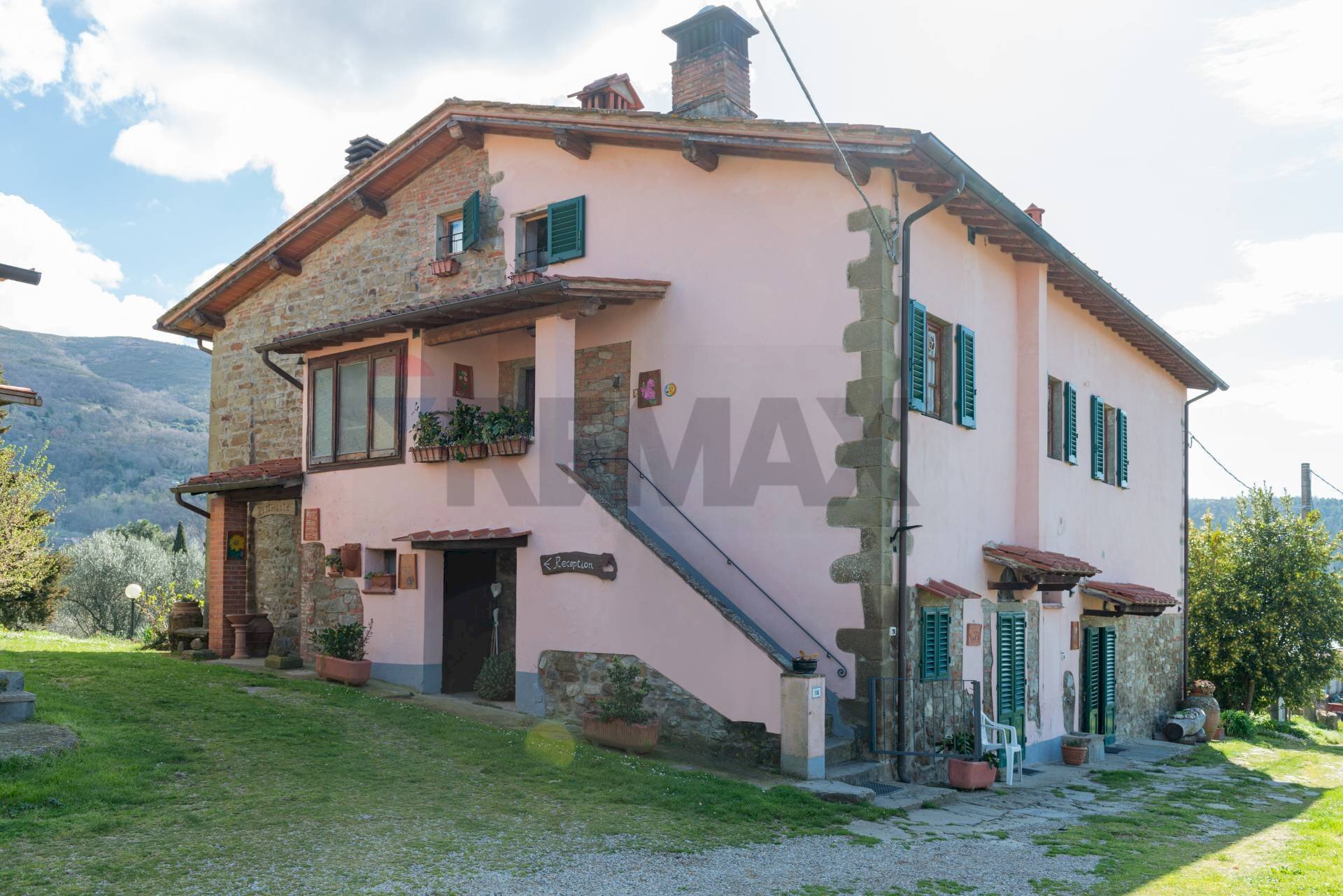 Casa all\'aperto - Agriturismo Strada Comunale di Pulicciano
 
120, Castelfranco Piandiscò - foto 3
