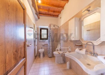Bagno - Agriturismo Strada Comunale di Pulicciano
120, Castelfranco Piandiscò - foto 18