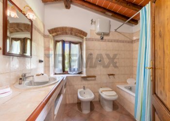 Bagno - Rustico Strada Provinciale di Pulicciano, Castelfranco Piandiscò - foto 17