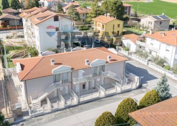 Casa all\'aperto - Three-room apartment via po
 
1113, Ostra - photo 13