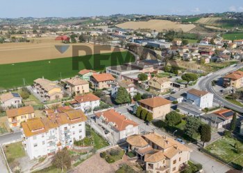 Vista dell\'acqua - Three-room apartment via po
 
1113, Ostra - photo 15