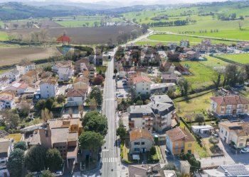 Vista delle montagne - Three-room apartment via po
 
1113, Ostra - photo 18