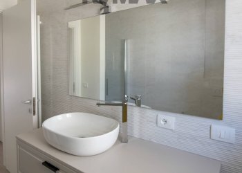 Bagno - Three-room apartment via po
 
1113, Ostra - photo 22