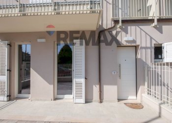 Edificio all\'aperto - Three-room apartment via po
 
1113, Ostra - photo 49