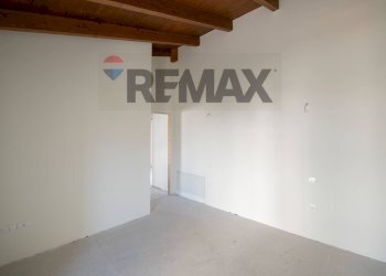 Stanza vuota - Three-room apartment via po
 
1113, Ostra - photo 71