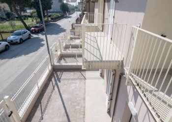 Balcone - Three-room apartment via po
 
1113, Ostra - photo 74