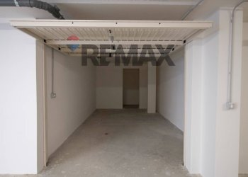 Parcheggio - Three-room apartment via po
 
1113, Ostra - photo 79