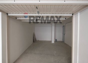 Parcheggio - Three-room apartment via po
 
1113, Ostra - photo 83