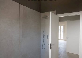 Bagno - Three-room apartment via po
 
1113, Ostra - photo 96