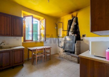 Cucina - Casa indipendente Frazione Prosano
 
25, Arcevia - foto 3