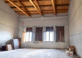 Stanza vuota - Casa indipendente Frazione Prosano
 
25, Arcevia - foto 12