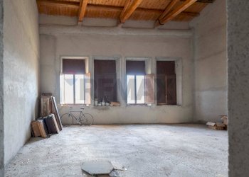 Stanza vuota - Casa indipendente Frazione Prosano
 
25, Arcevia - foto 15