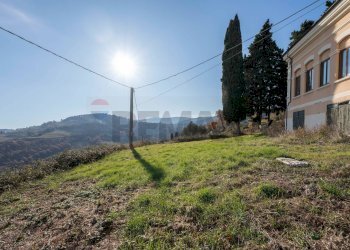 Vista delle montagne - Casa indipendente Frazione Prosano
 
25, Arcevia - foto 19