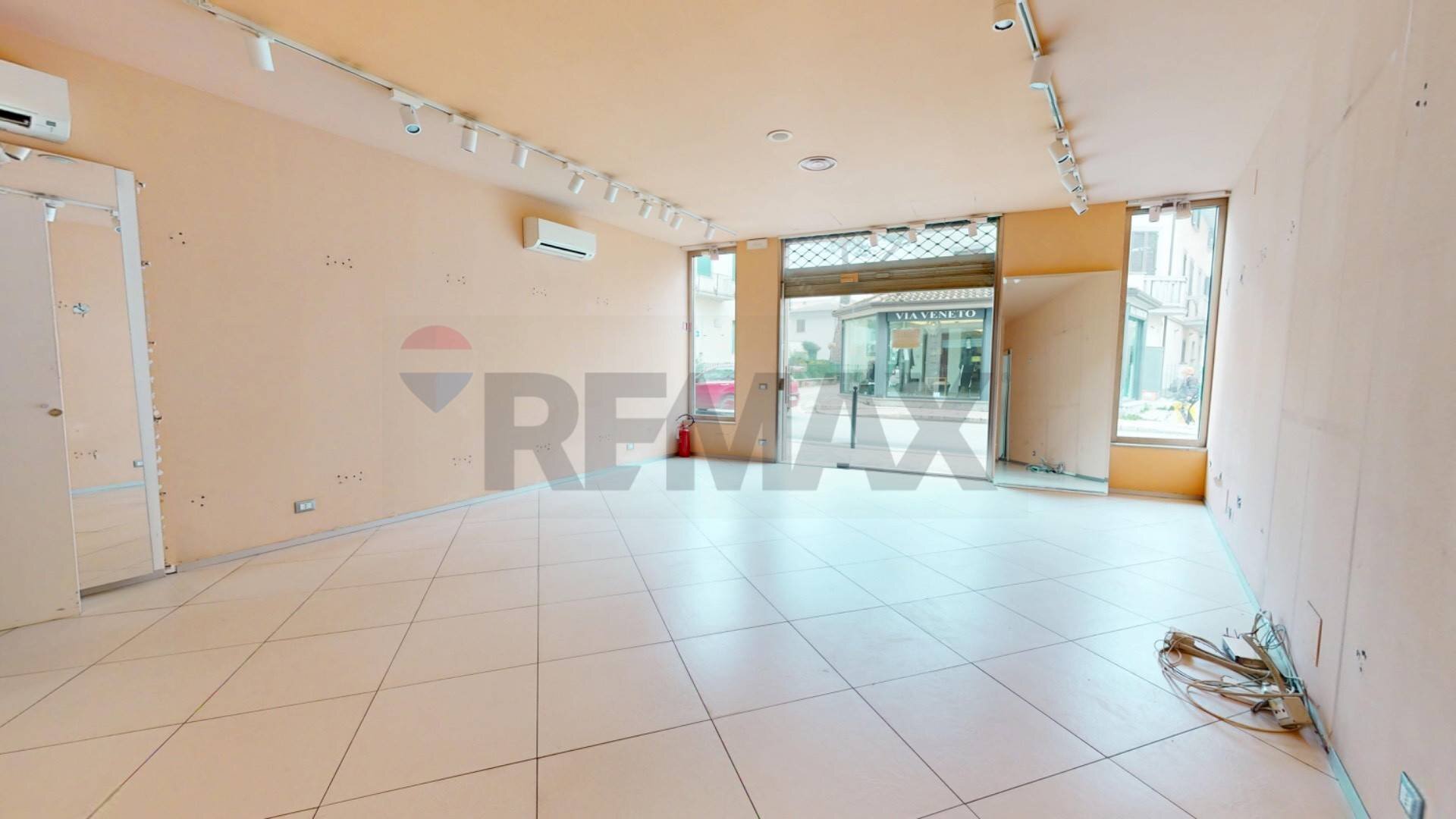 Stanza vuota - Shop Bastia Umbra - photo 2