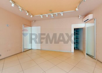 Stanza vuota - Shop Bastia Umbra - photo 3