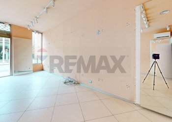 Stanza vuota - Shop Bastia Umbra - photo 7