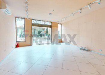 Stanza vuota - Shop Bastia Umbra - photo 12