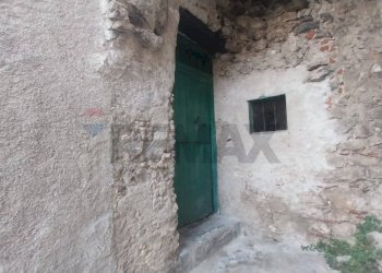 Stanza vuota - Appartamento Via Davanzati
 
17 19, Padula - foto 8