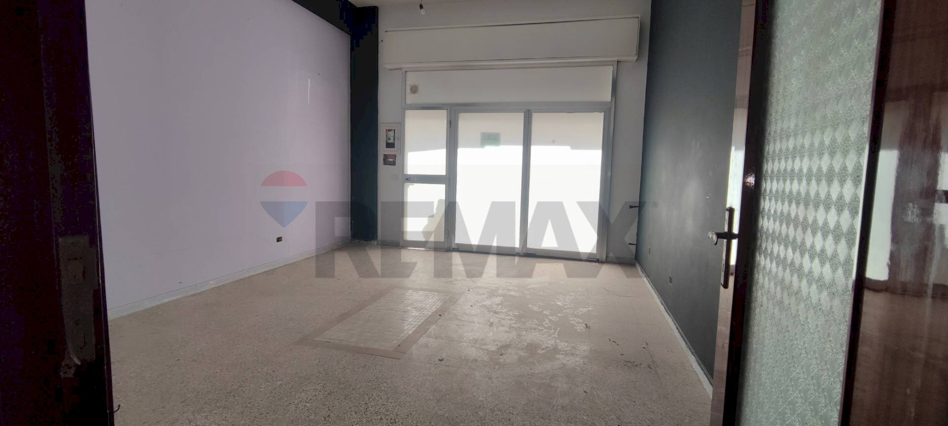 Stanza vuota - Locale Commerciale VIA SARDEGNA, Caltagirone - foto 1