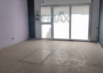 Stanza vuota - Commercial Premises VIA SARDEGNA, Caltagirone - photo 2