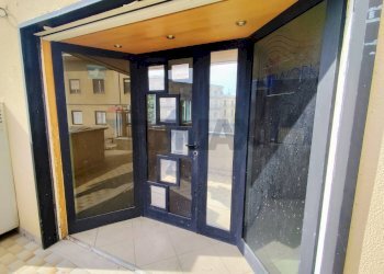 Terrazza - Locale Commerciale Via Redentore
 
216, Caltanissetta - foto 2