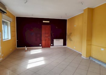 Stanza vuota - Locale Commerciale Via Redentore
 
216, Caltanissetta - foto 7