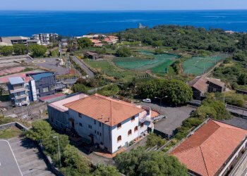 Vista dell\'acqua - Villa Via Gurne
 
5, Acireale - foto 4