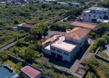 Edificio all\'aperto - Villa Via Gurne
 
5, Acireale - foto 7