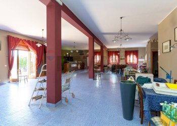 Sala da pranzo - Villa Via Gurne
 
5, Acireale - foto 18