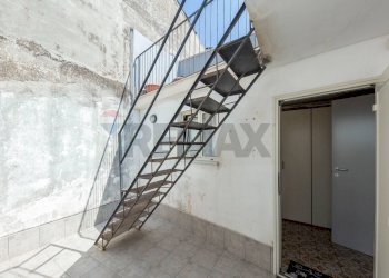 Scale - Casa indipendente Via Vittorio Emanuele Secondo
 
262, Motta Sant'Anastasia - foto 33