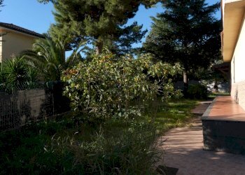 Giardino - Villa via Mario Cutelli
 
3, Pedara - foto 7