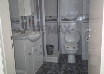 Bagno - Trilocale via della lucciola
 
45, Catania - foto 2