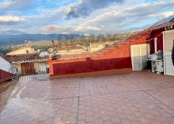 Terrazza - Attico via dei caduti di via fania
 
15, Fiumefreddo di Sicilia - foto 1