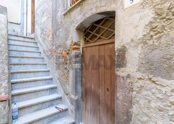 Scale - Casa indipendente Cortile Rosmini
 
5, Bronte - foto 23