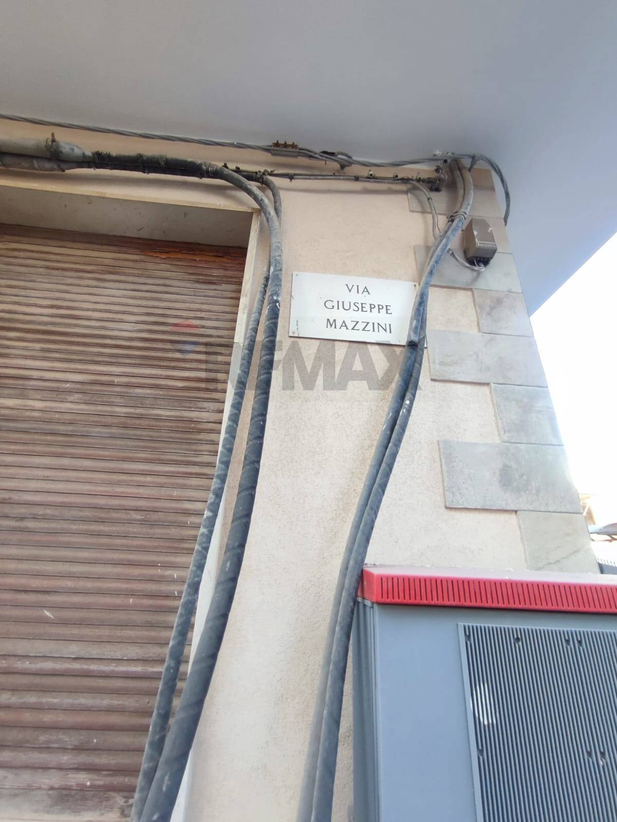 Edificio all\'aperto - Casa indipendente Via Giuseppe Mazzini
 
35, Floridia - foto 2