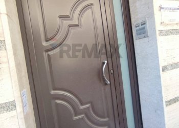 Dettagli - Independent house Via Giuseppe Mazzini
 
35, Floridia - photo 3