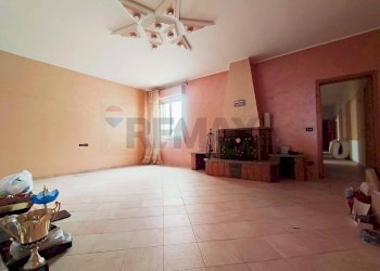 Stanza vuota - Independent house Via Giuseppe Mazzini
 
35, Floridia - photo 10