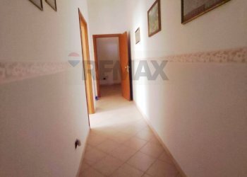 Hall / corridoio - Independent house Via Giuseppe Mazzini
 
35, Floridia - photo 19