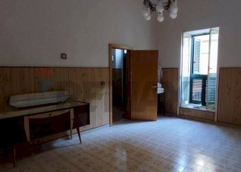 Stanza vuota - Casa indipendente Via Damiano Chiesa
 
32, Avola - foto 12