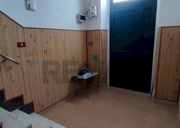 Scale - Casa indipendente Via Damiano Chiesa
 
32, Avola - foto 14