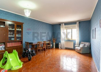 Sala da pranzo - Quadrilocale Belpasso - foto 5