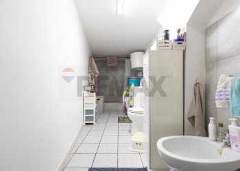 Bagno - Trilocale Via Giordano Bruno
 
136, Catania - foto 16