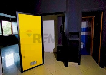 Hall / corridoio - Negozio Via S. Ingrà
 
35, Enna - foto 8