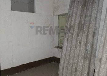 Stanza vuota - Appartamento via russo
 
40, Paterno - foto 6