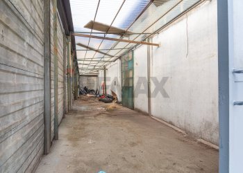 Parcheggio - Casa indipendente Via Ruffini
 
27, San Giuliano Milanese - foto 9