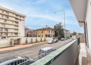 Balcone - Casa indipendente Via Ruffini
 
27, San Giuliano Milanese - foto 36