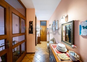 Hall / corridoio - Quadrilocale Via Carboni
 
127, Luzzara - foto 4