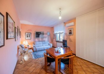 Sala da pranzo - Quadrilocale Via Carboni
 
127, Luzzara - foto 9