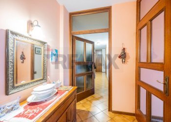 Hall / corridoio - Quadrilocale Via Carboni
 
127, Luzzara - foto 14