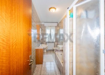 Bagno - Quadrilocale Via Carboni
 
127, Luzzara - foto 15